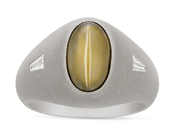 Cat’s Eye Chrysoberyl and Baguette Diamond Ring, 4.61 carats