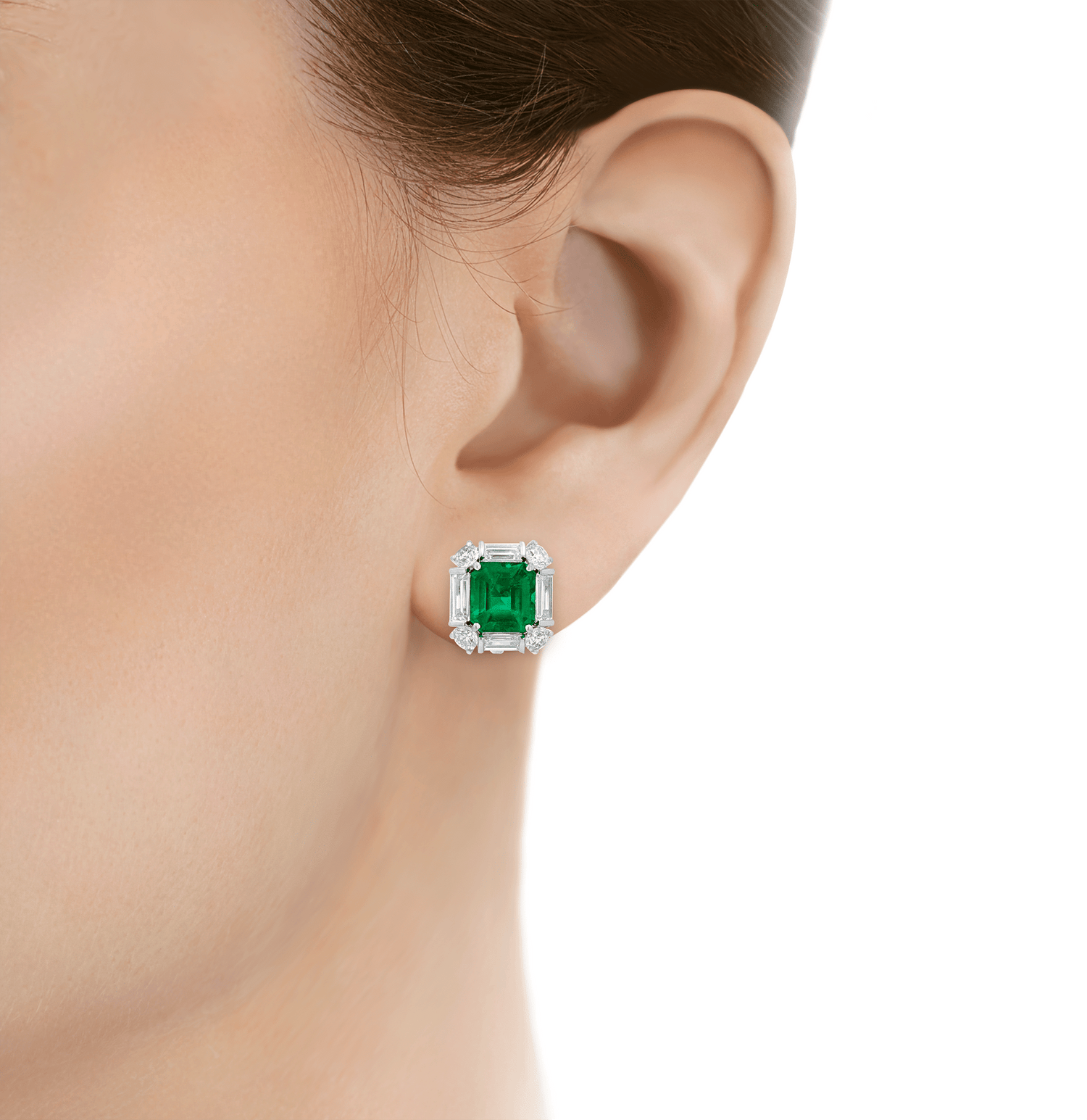 Colombian Emerald Earrings, 4.34 Carats