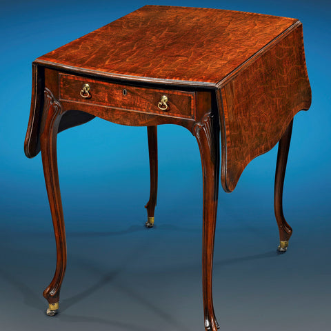 Mahogany Dressing Kneehole Desk by Thomas Chippendale