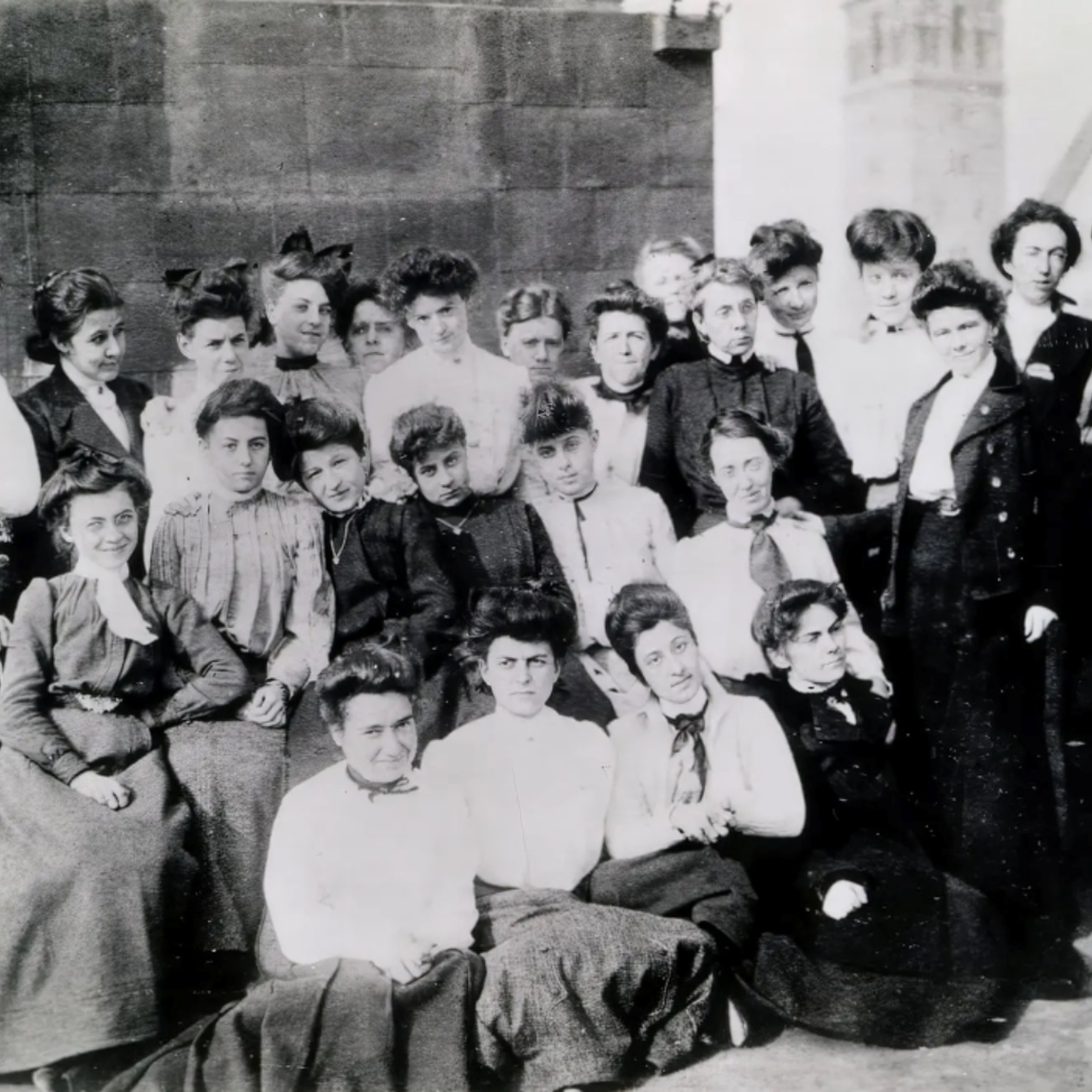 The Tiffany Girls: The Women Artists Behind Tiffany Studios' Masterpieces