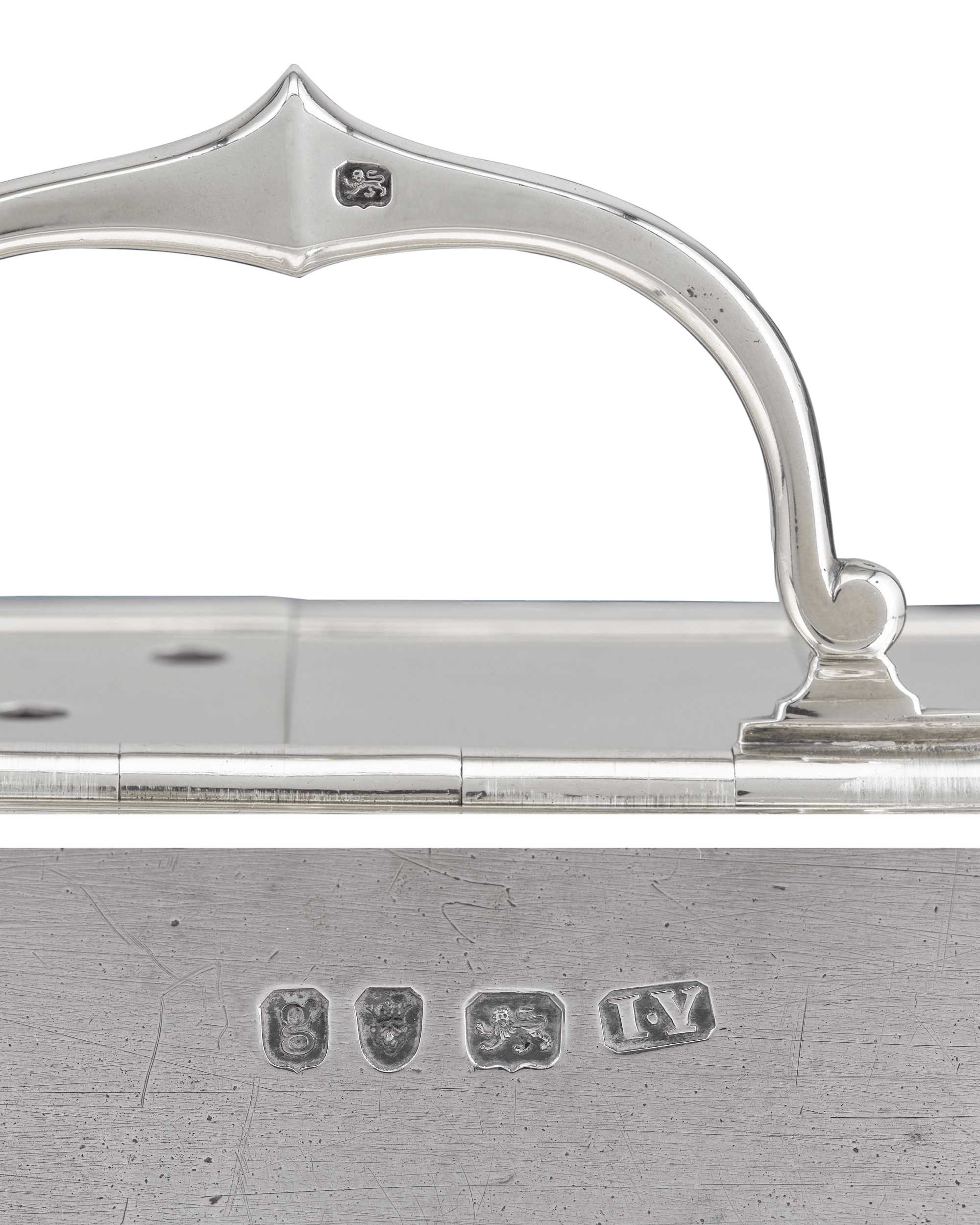 James Young’s hallmark and date mark for 1782 are visible