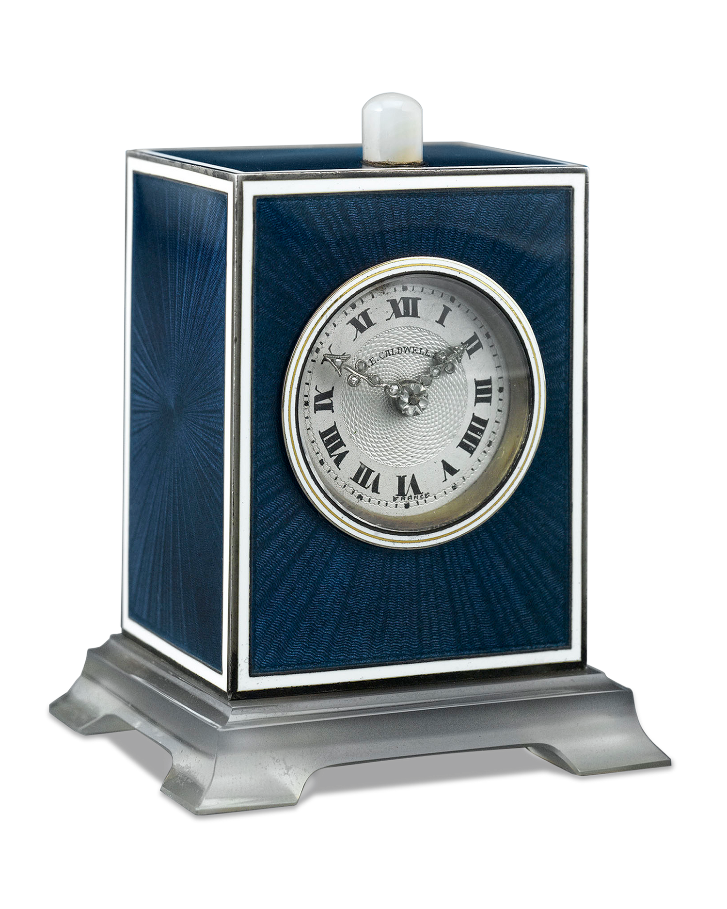 The beautifully designed Art Deco clock exudes a timeless elegance