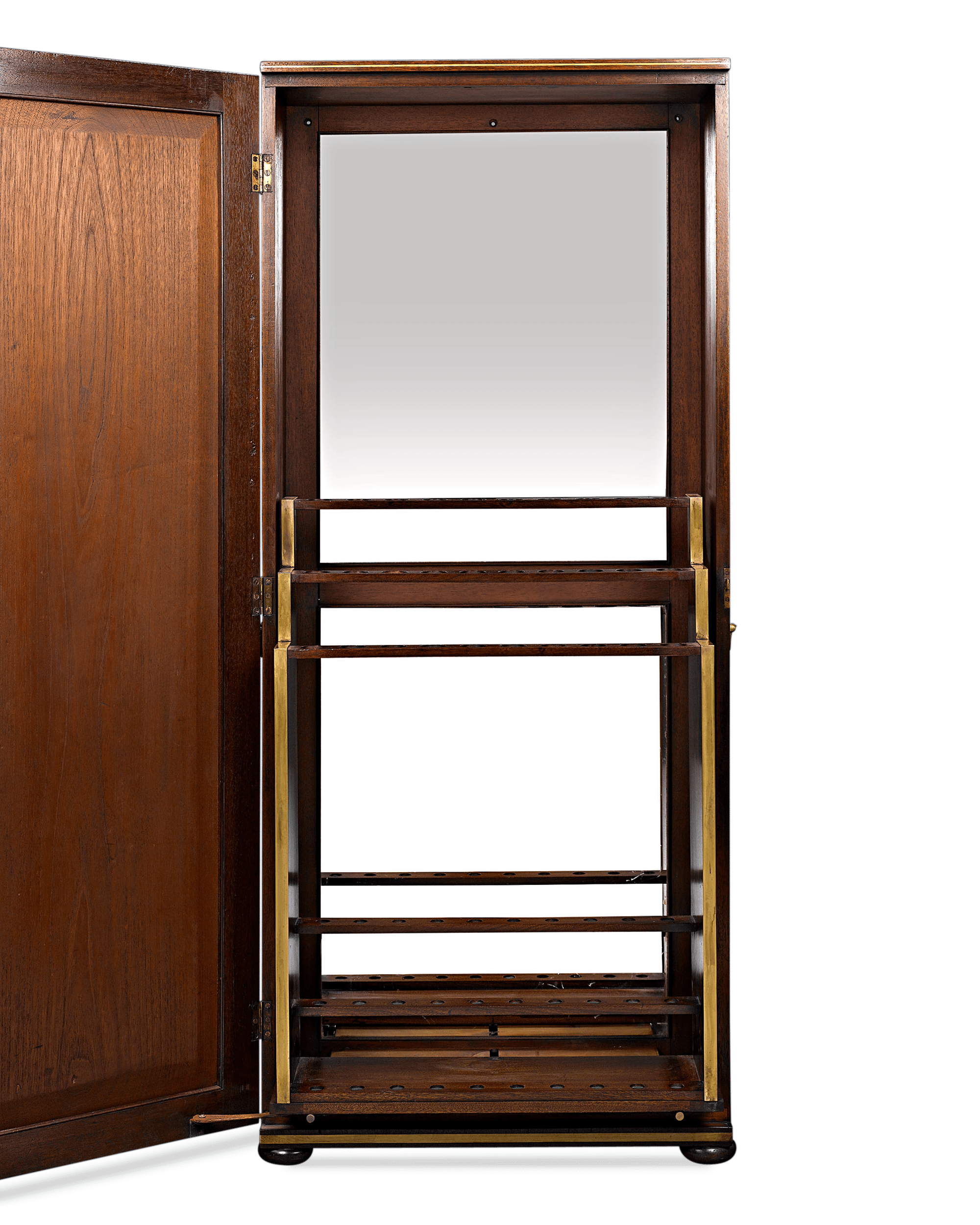 A three-tiered rack emerges when the door is opened