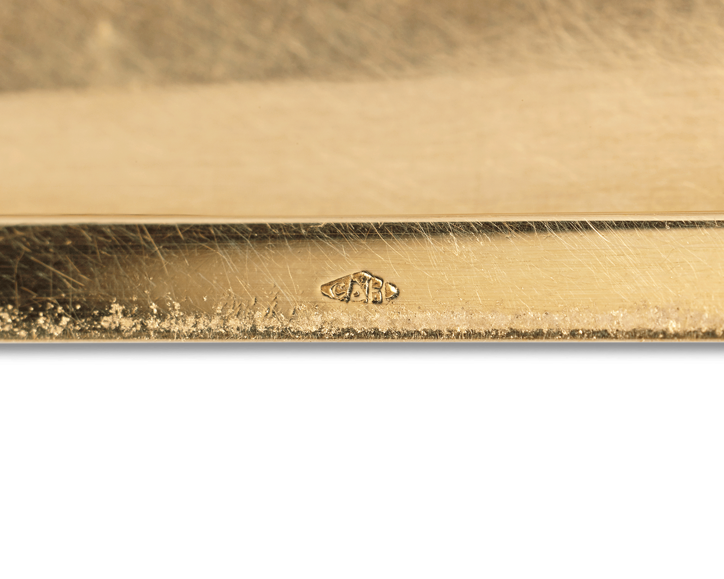 A maker's mark can be seen on the interior rim