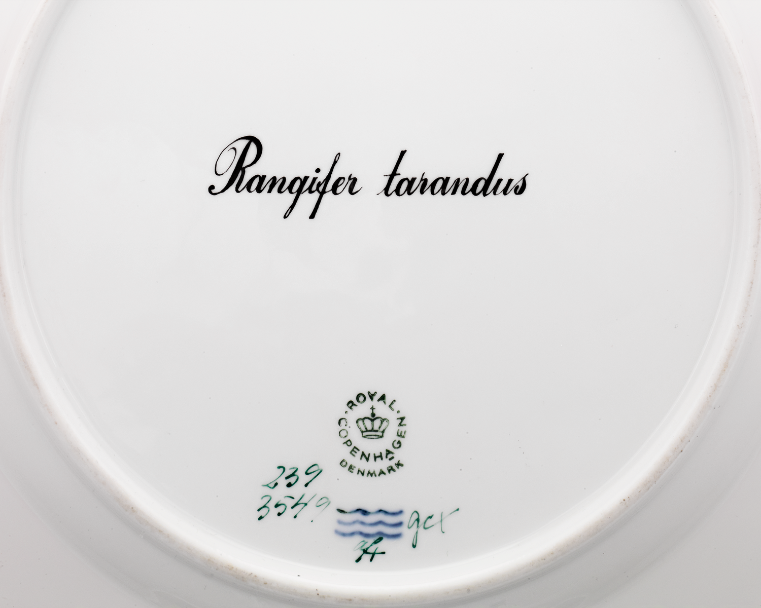 Flora Danica Reindeer Dinner Plate