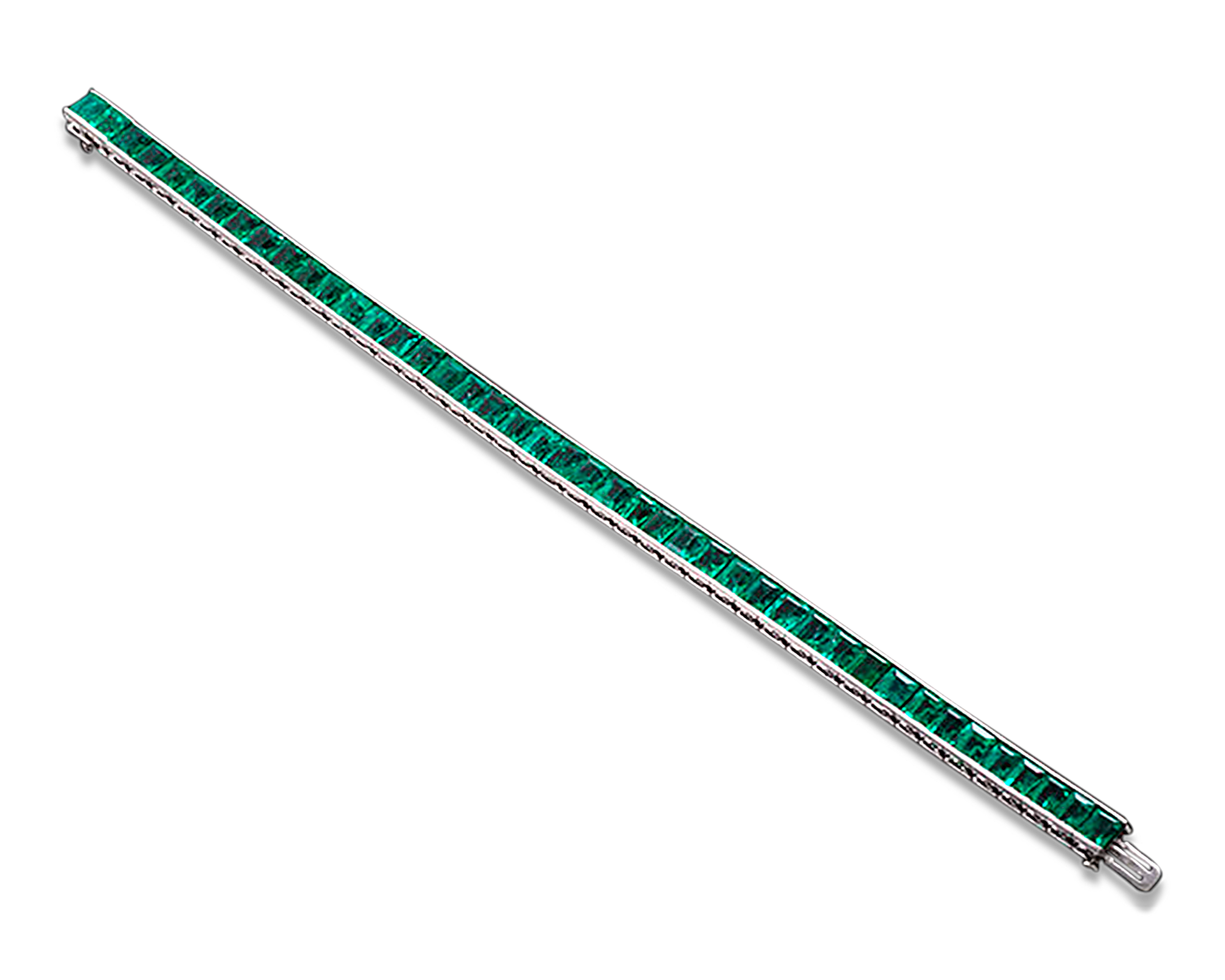 Art Deco Colombian Emerald Line Bracelet, 18.00 Carats