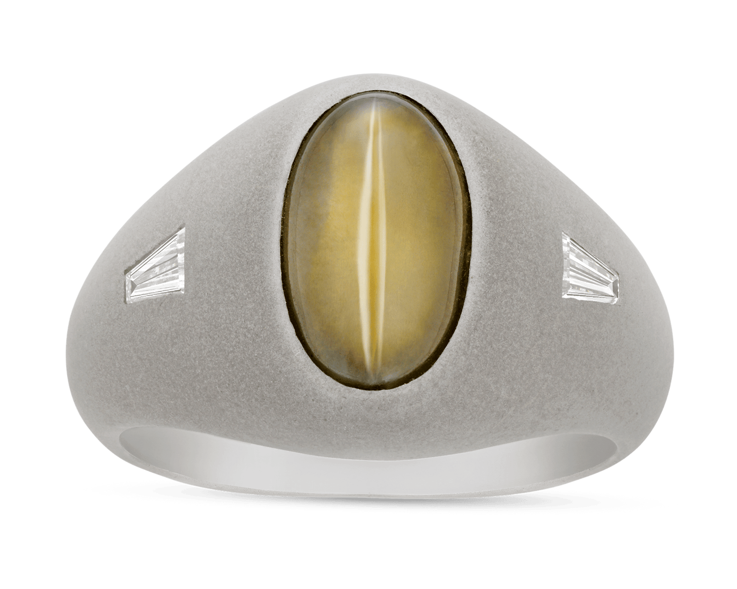 Cat’s Eye Chrysoberyl and Baguette Diamond Ring, 4.61 carats