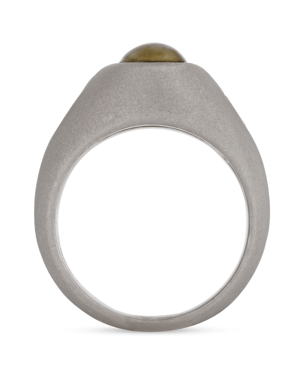 Cat’s Eye Chrysoberyl and Baguette Diamond Ring, 4.61 carats