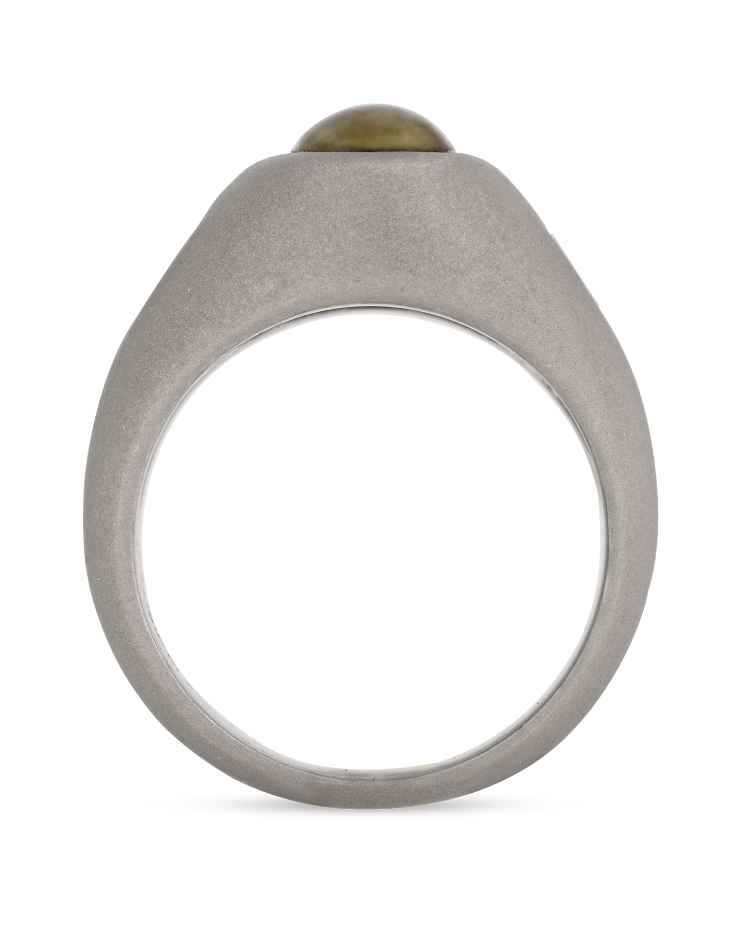 Cat’s Eye Chrysoberyl and Baguette Diamond Ring, 4.61 carats