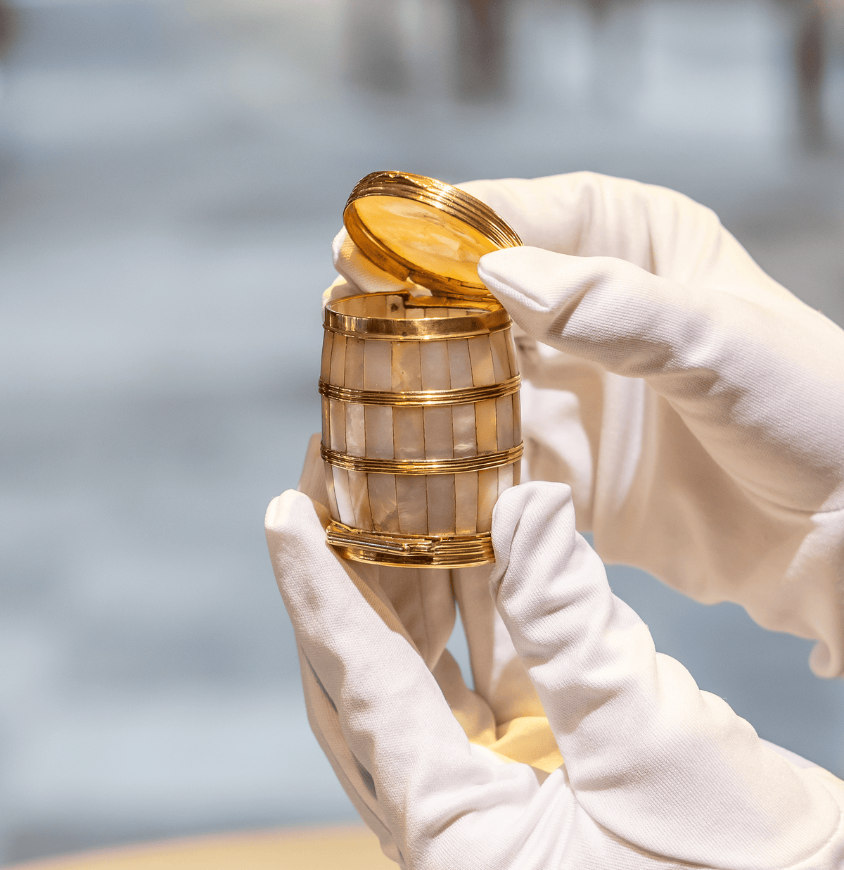 Louis XV Mother-of-Pearl Snuffbox