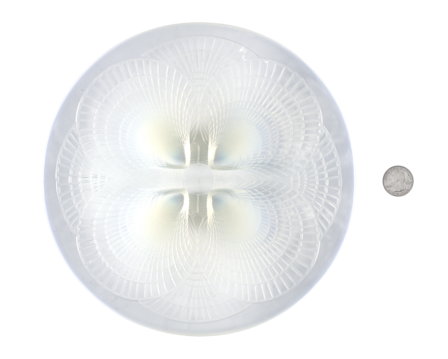 René Lalique Opalescent Glass Dish with Large Coquilles Pattern