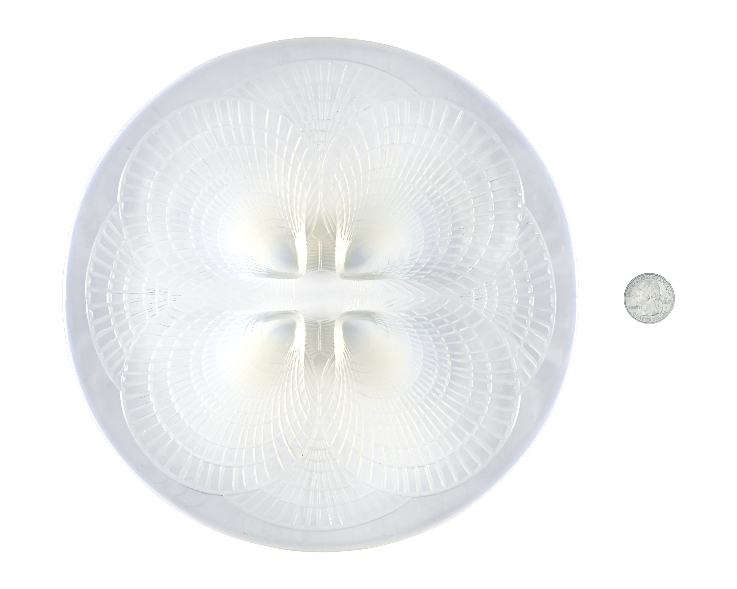 Large Coquilles Opalescent Glass Dish by René Lalique