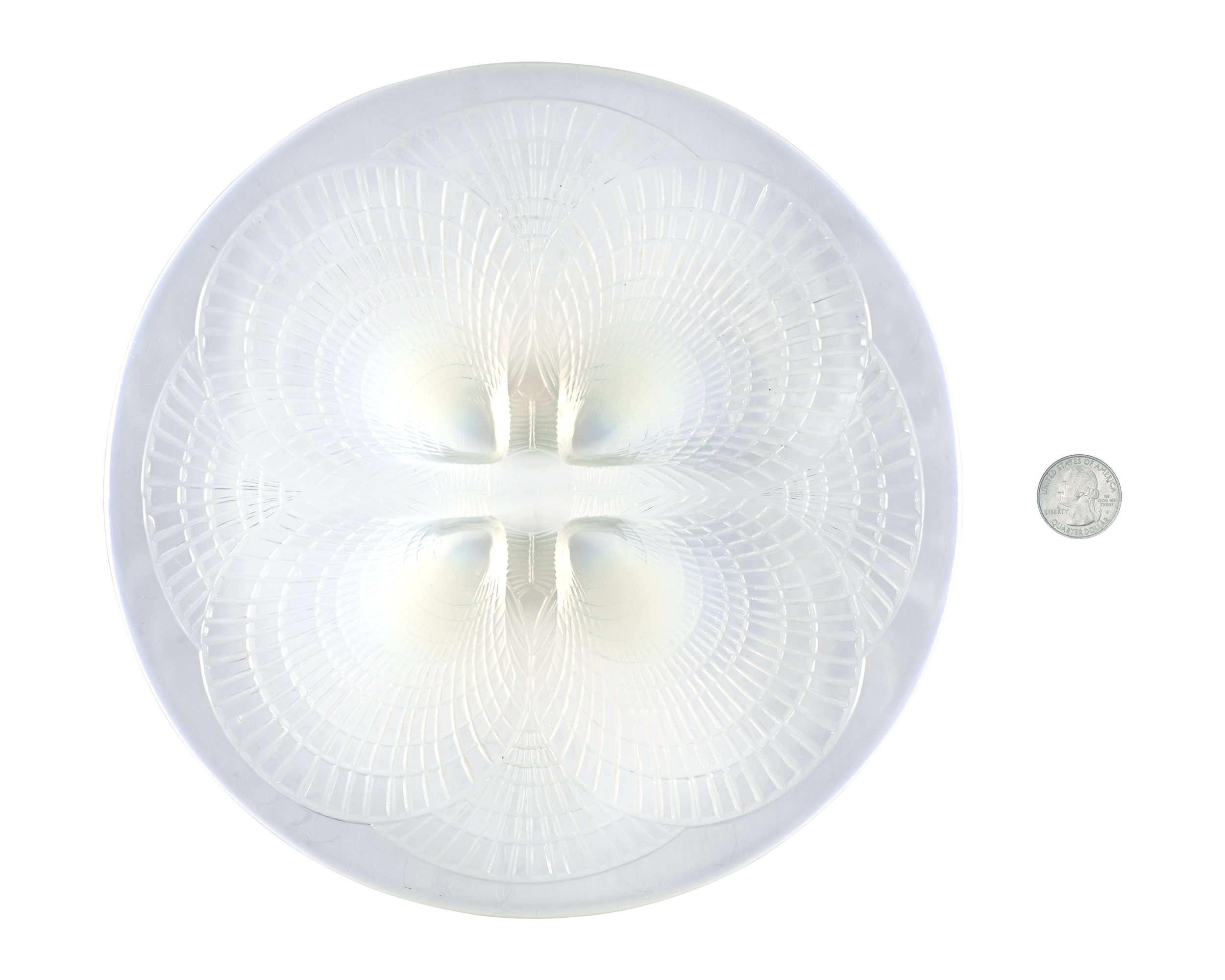 Large Coquilles Opalescent Glass Dish by René Lalique