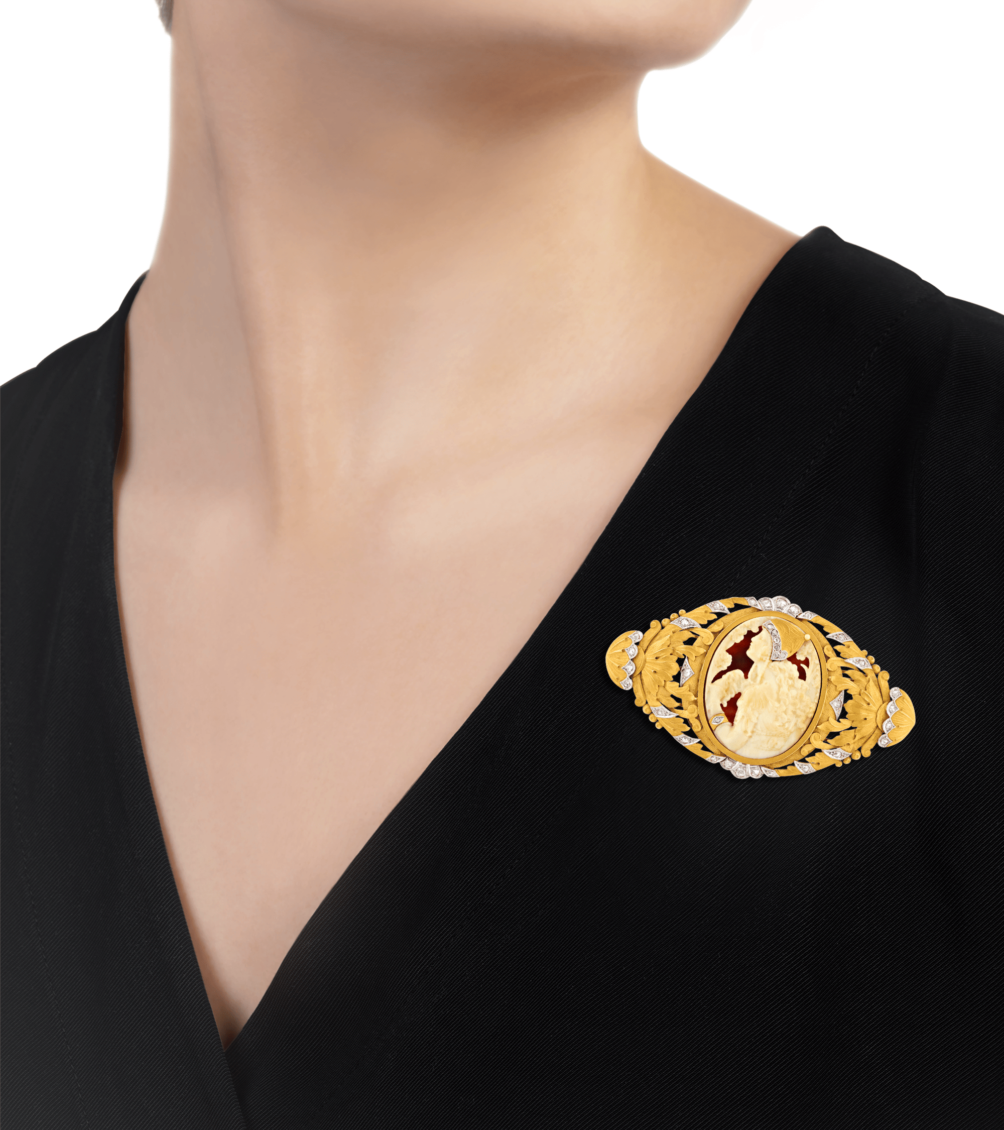 Art Nouveau Carved Cameo Brooch