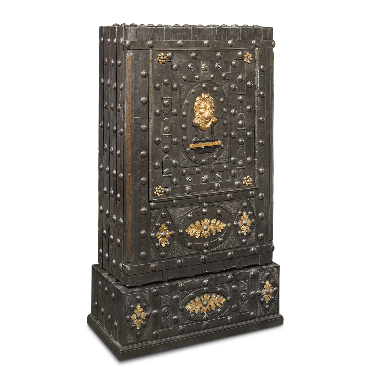 Italian Hobnail Floor Safe with Lion Head