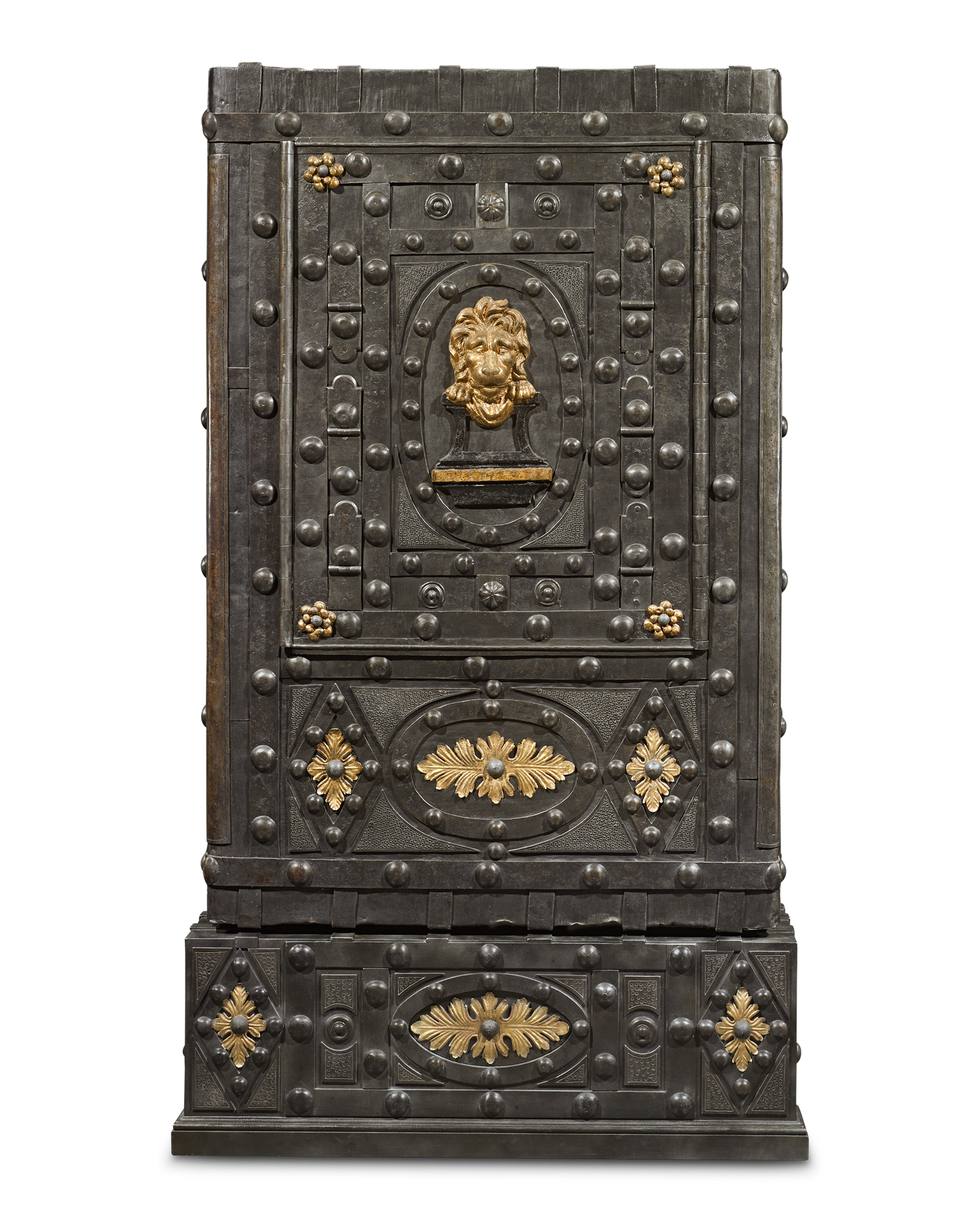 Italian Hobnail Floor Safe with Lion Head