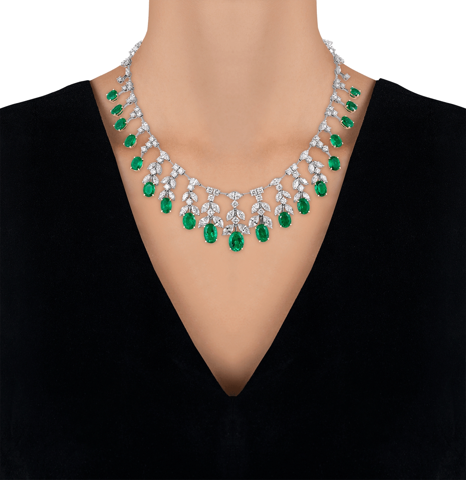 Colombian Emerald Necklace, 24.37 carats