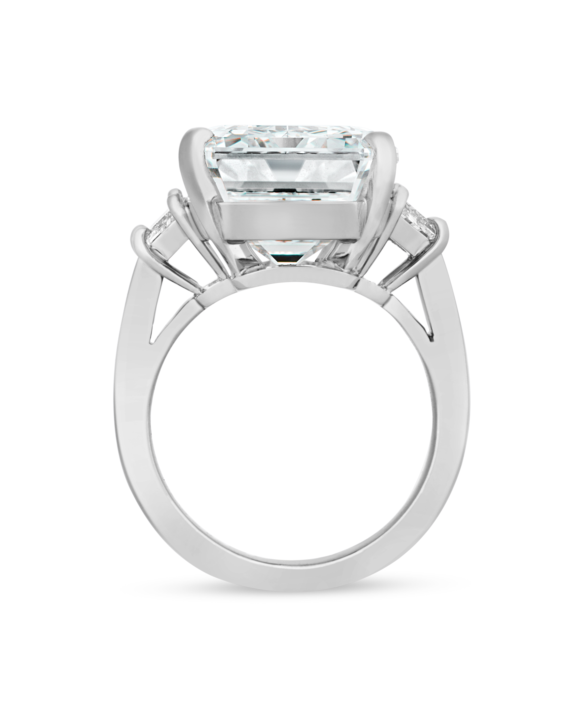 Flawless Golconda Diamond Ring, 18.09 carats