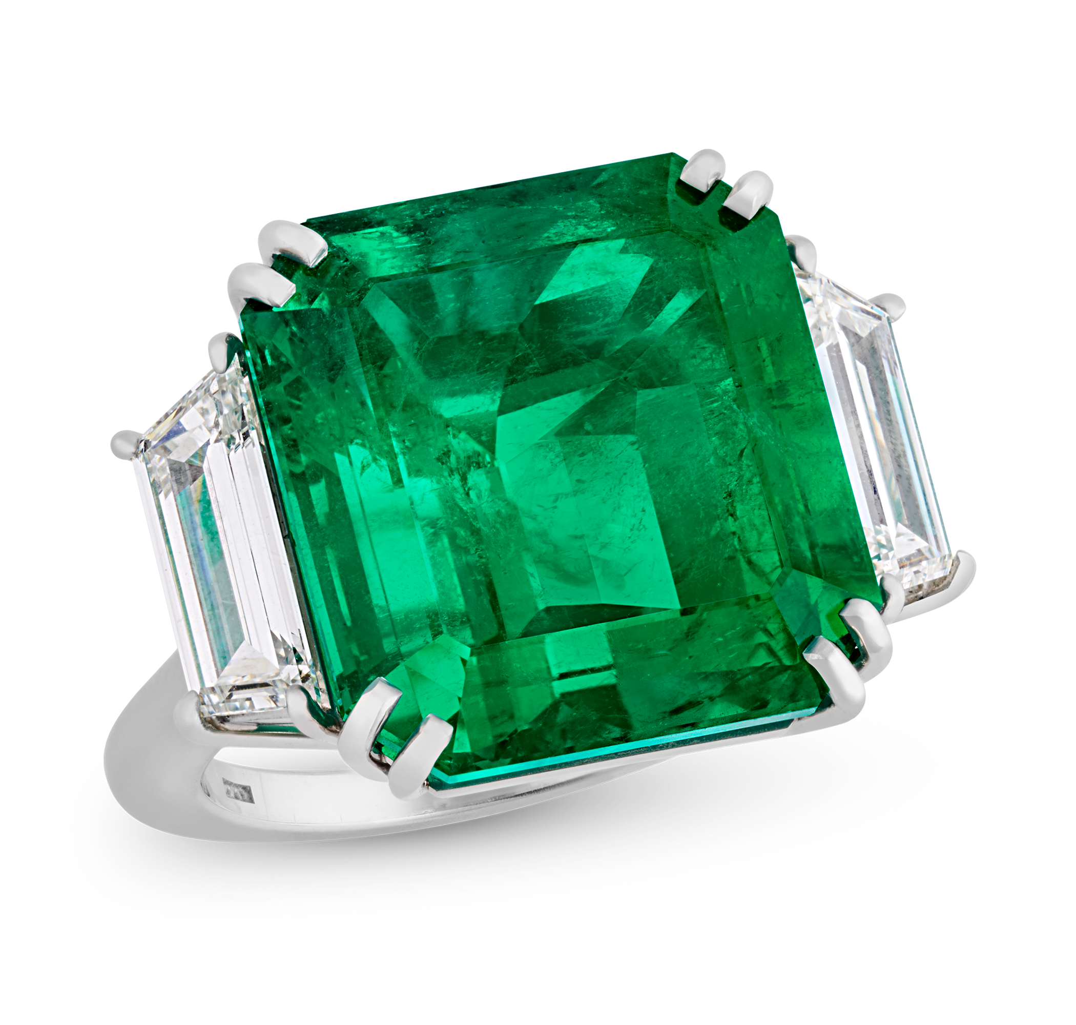 Colombian Emerald Ring, 20.66 Carats