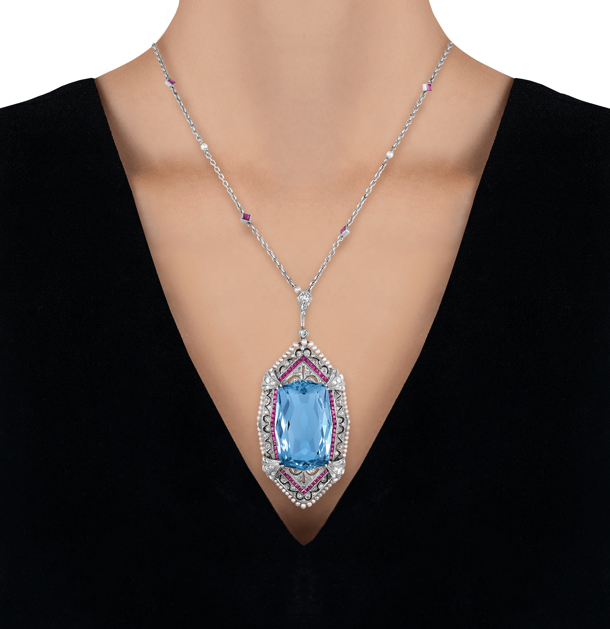 Tiffany & Co. Aquamarine Pendant Necklace, 40.00 carats