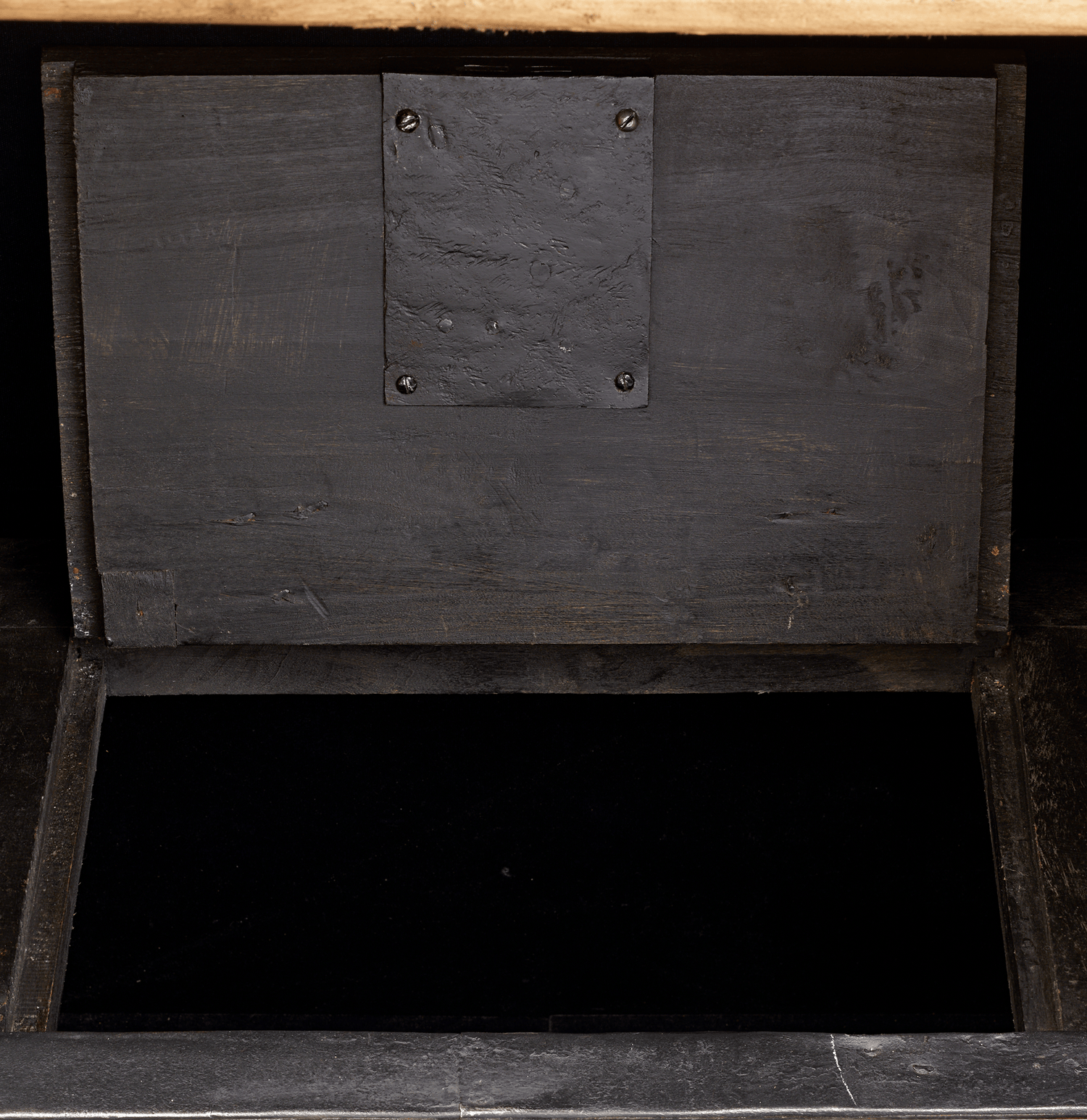 Italian Hobnail Safe