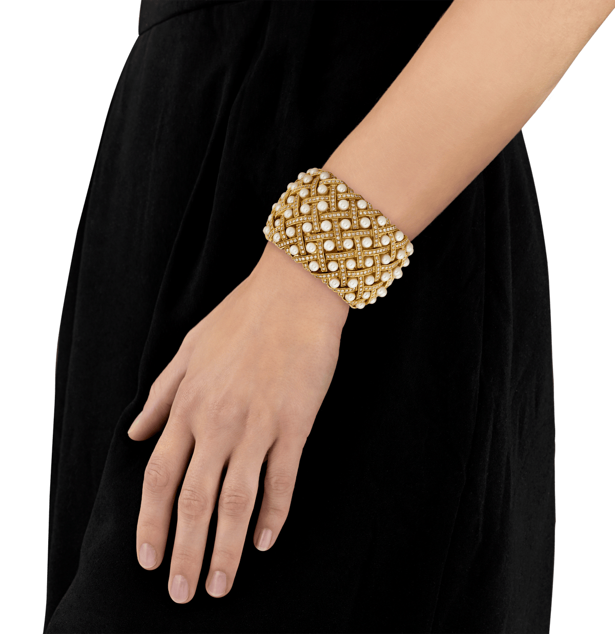 Matelassée-Style Pearl & Diamond Cuff Bracelet