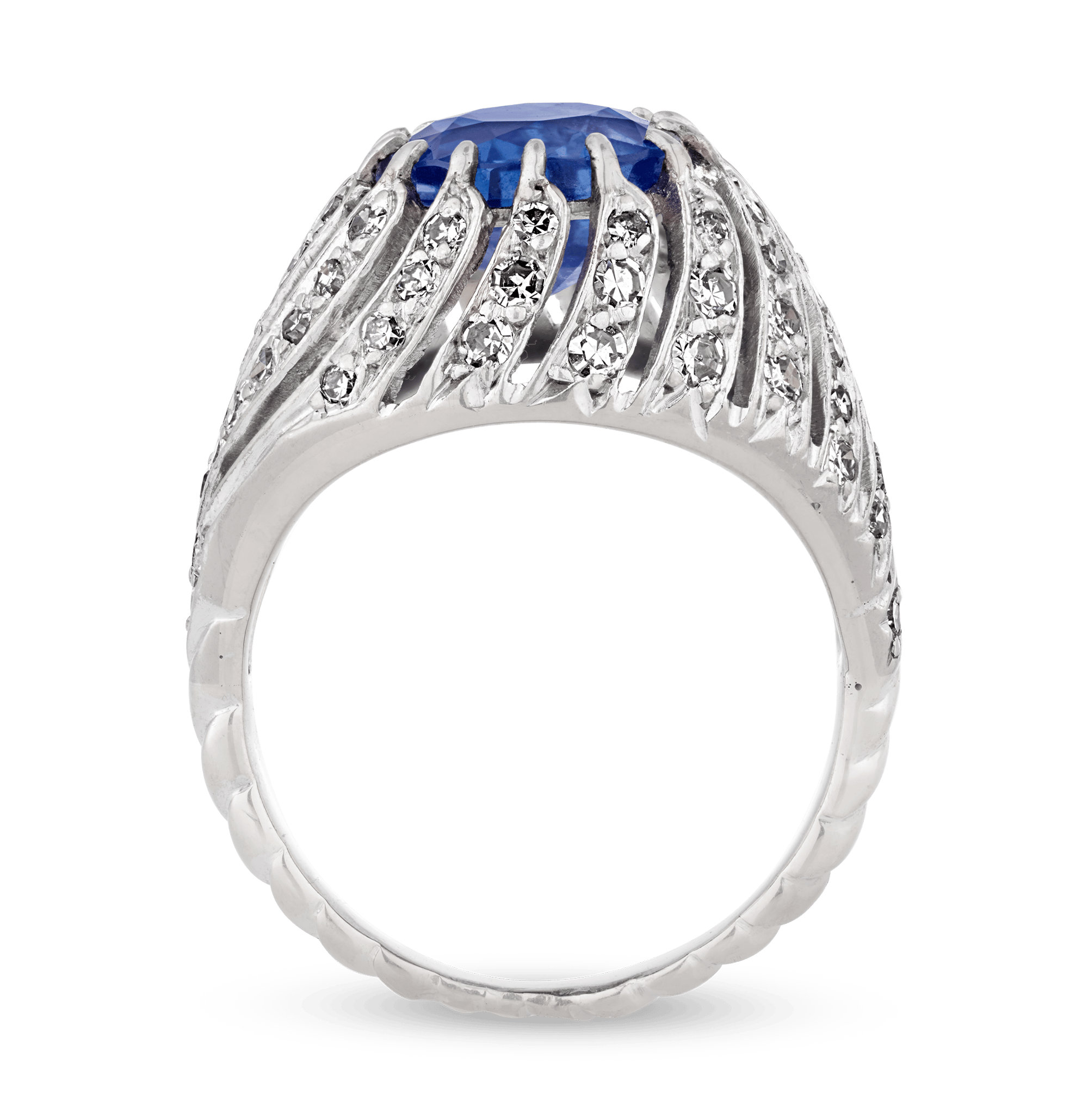 Kashmir Sapphire Bombé Ring, 3.53 Carats
