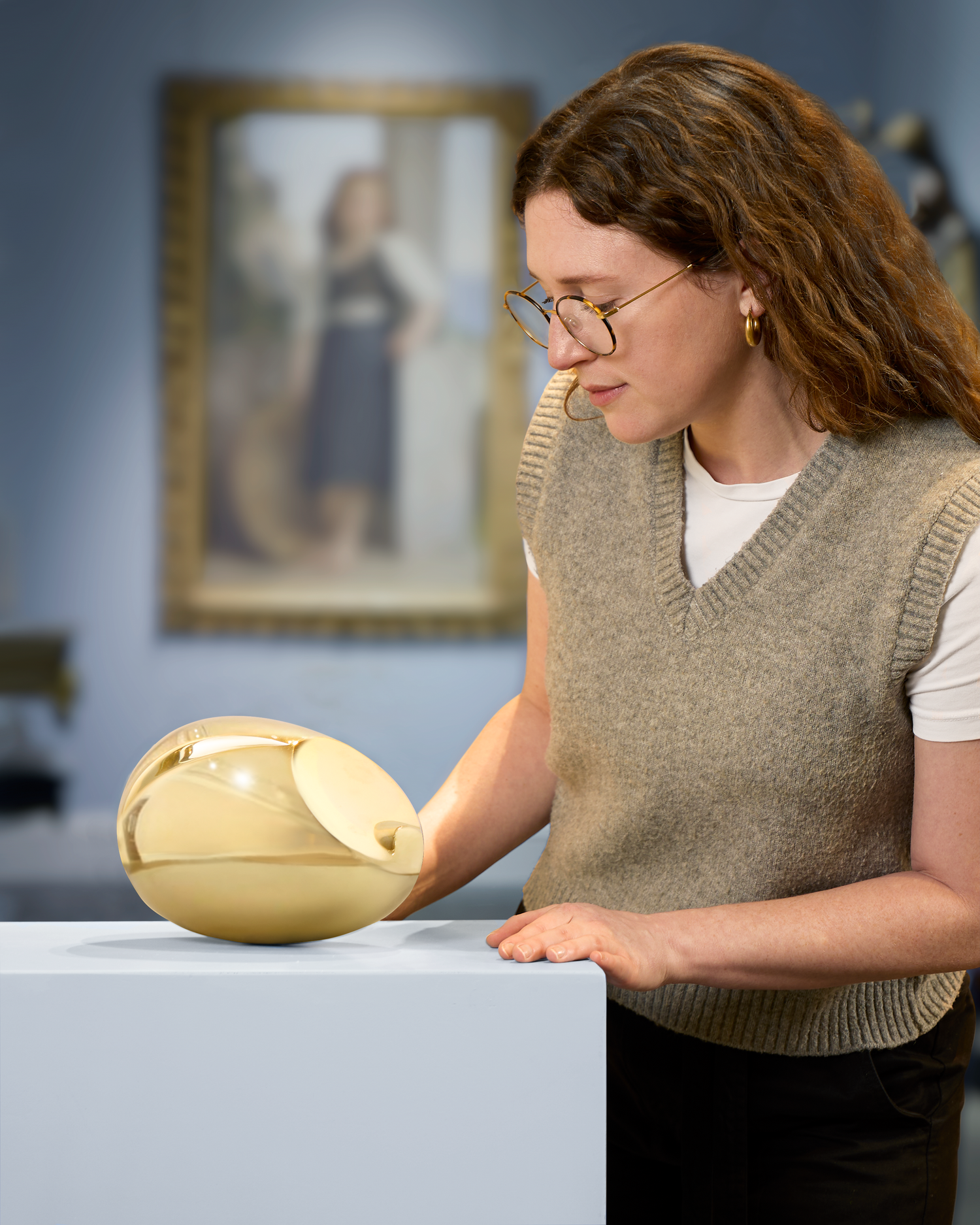 Le Nouveau-Né by Constantin Brancusi