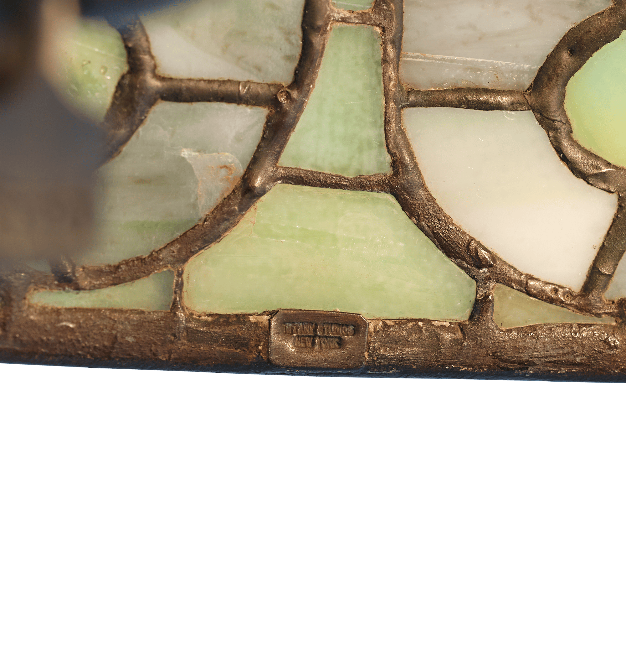 Tiffany Studios Fleur-de-Lis Lamp