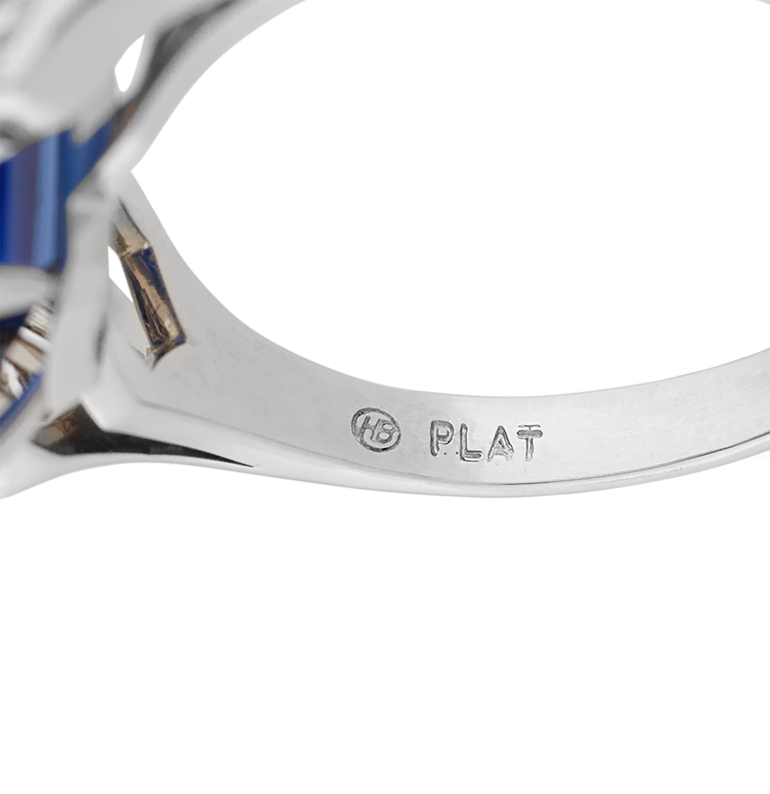 Oscar Heyman Sapphire Ring, 8.96 Carats