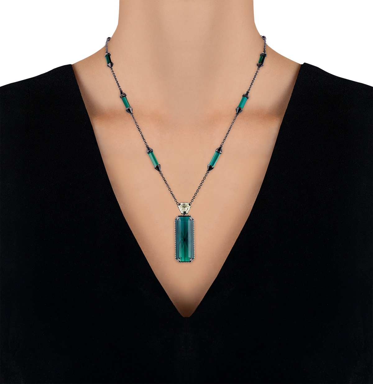 Tourmaline and Yellow Diamond Necklace, 42.54 Carats