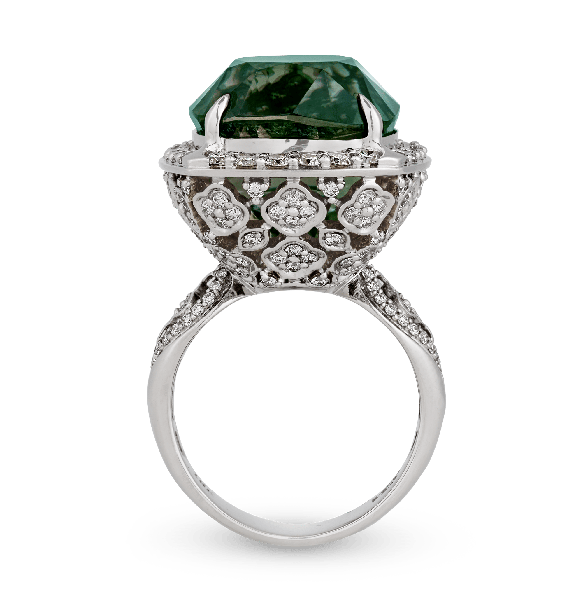 Green Zircon Ring, 47.50 Carats