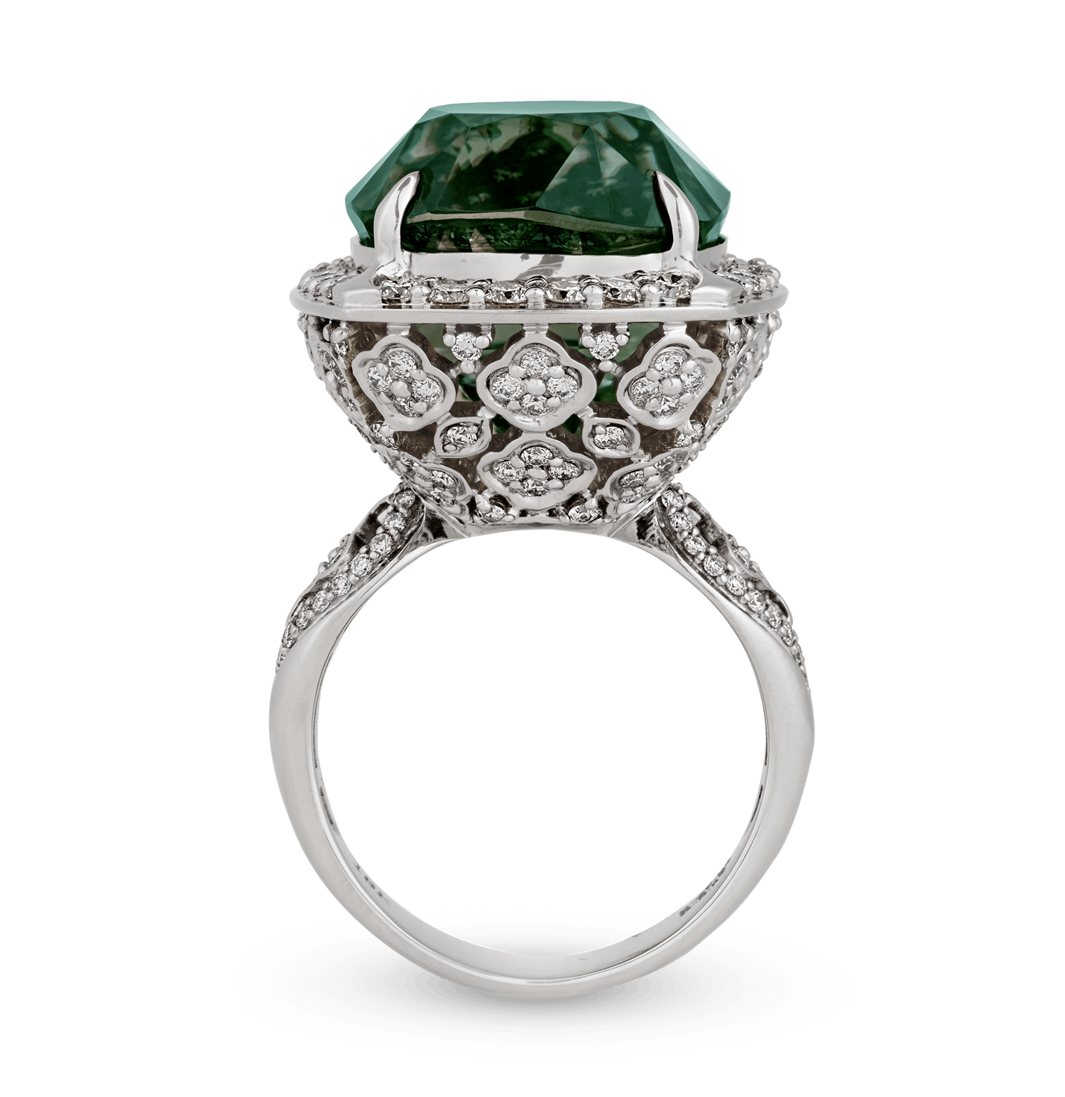 Green Zircon Ring, 47.50 Carats