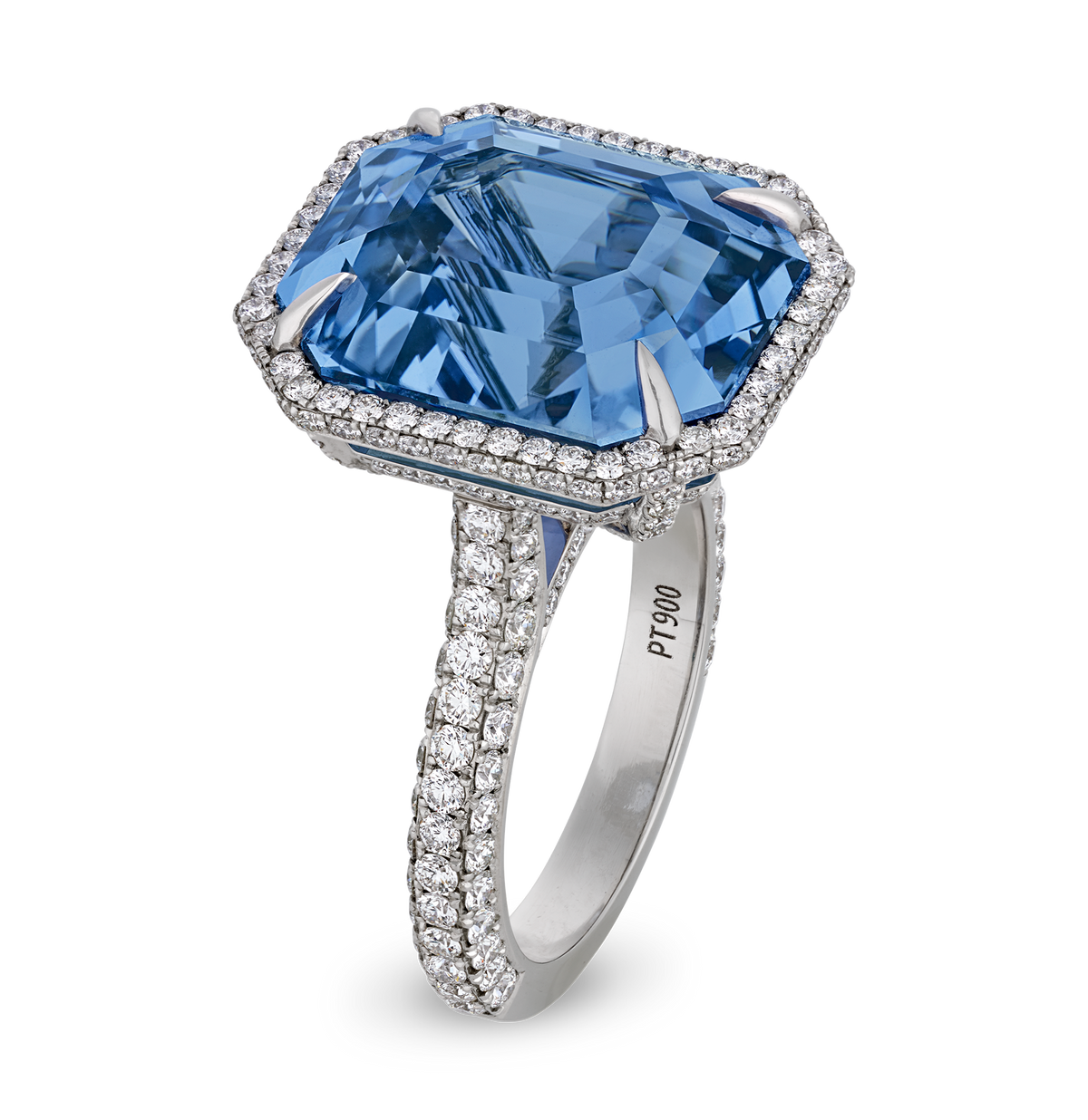 Sapphire Ring, 19.41 Carats